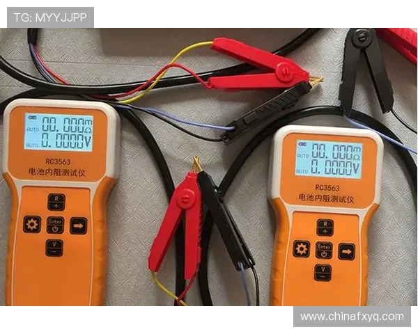 挖掘机蓄电池内阻测试方法